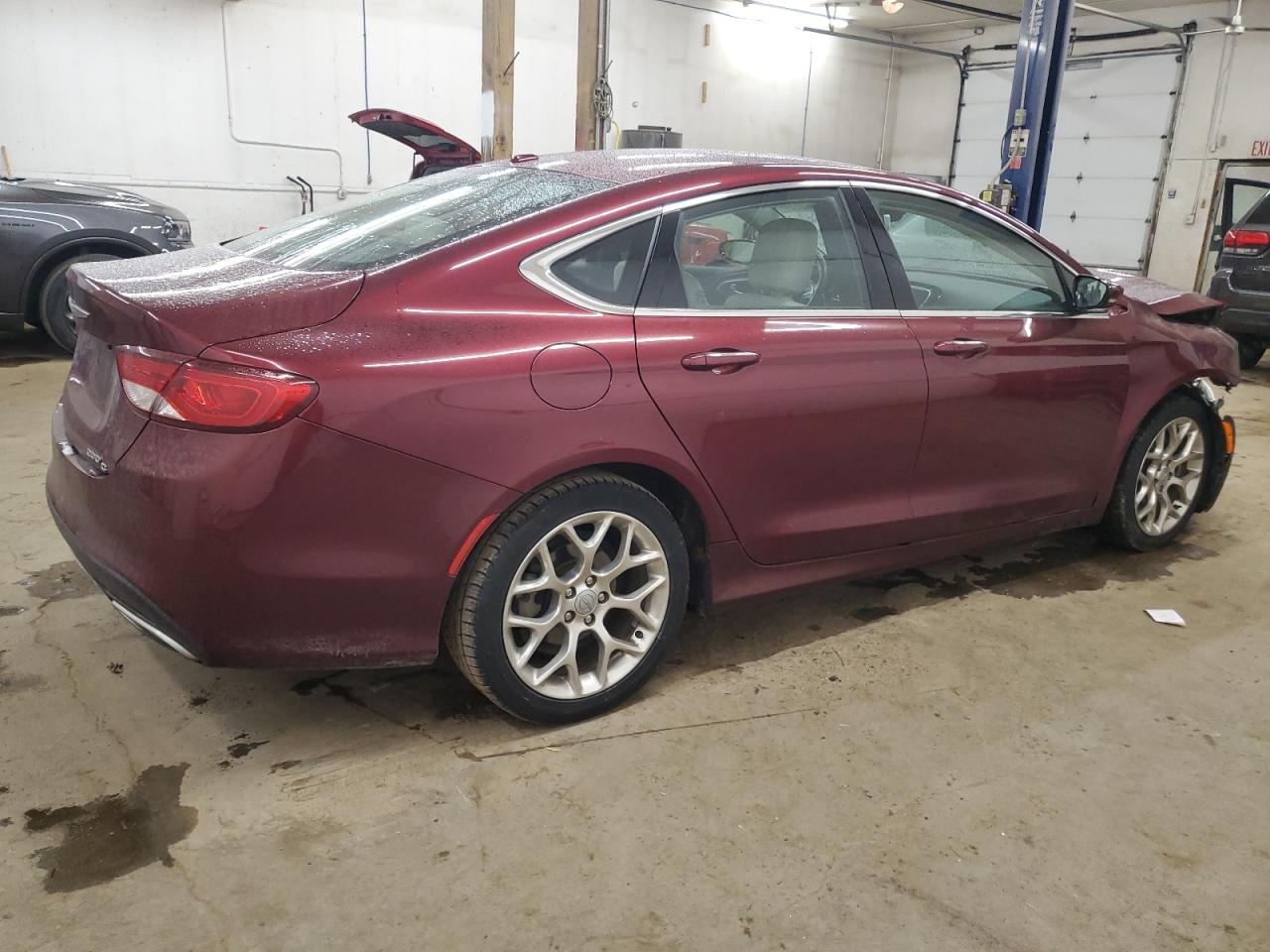 VIN 1C3CCCEG8FN624236 2015 CHRYSLER 200 no.3