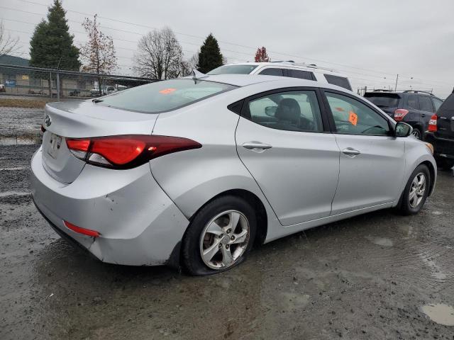  HYUNDAI ELANTRA 2015 Srebrny