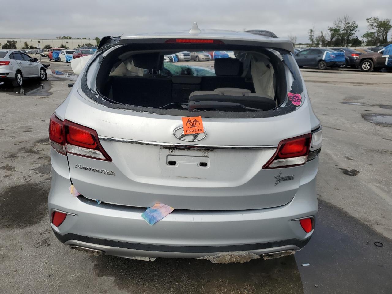 2017 Hyundai Santa Fe - Image 6