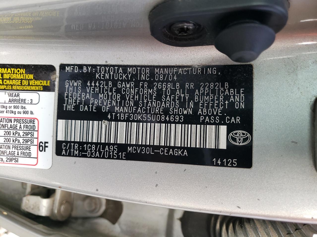 2005 Toyota Camry - Image 12