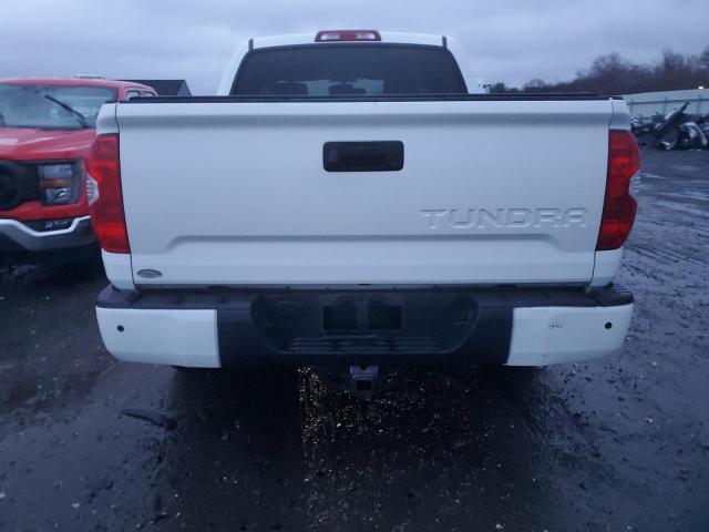 Пикапы TOYOTA TUNDRA 2017 Белый