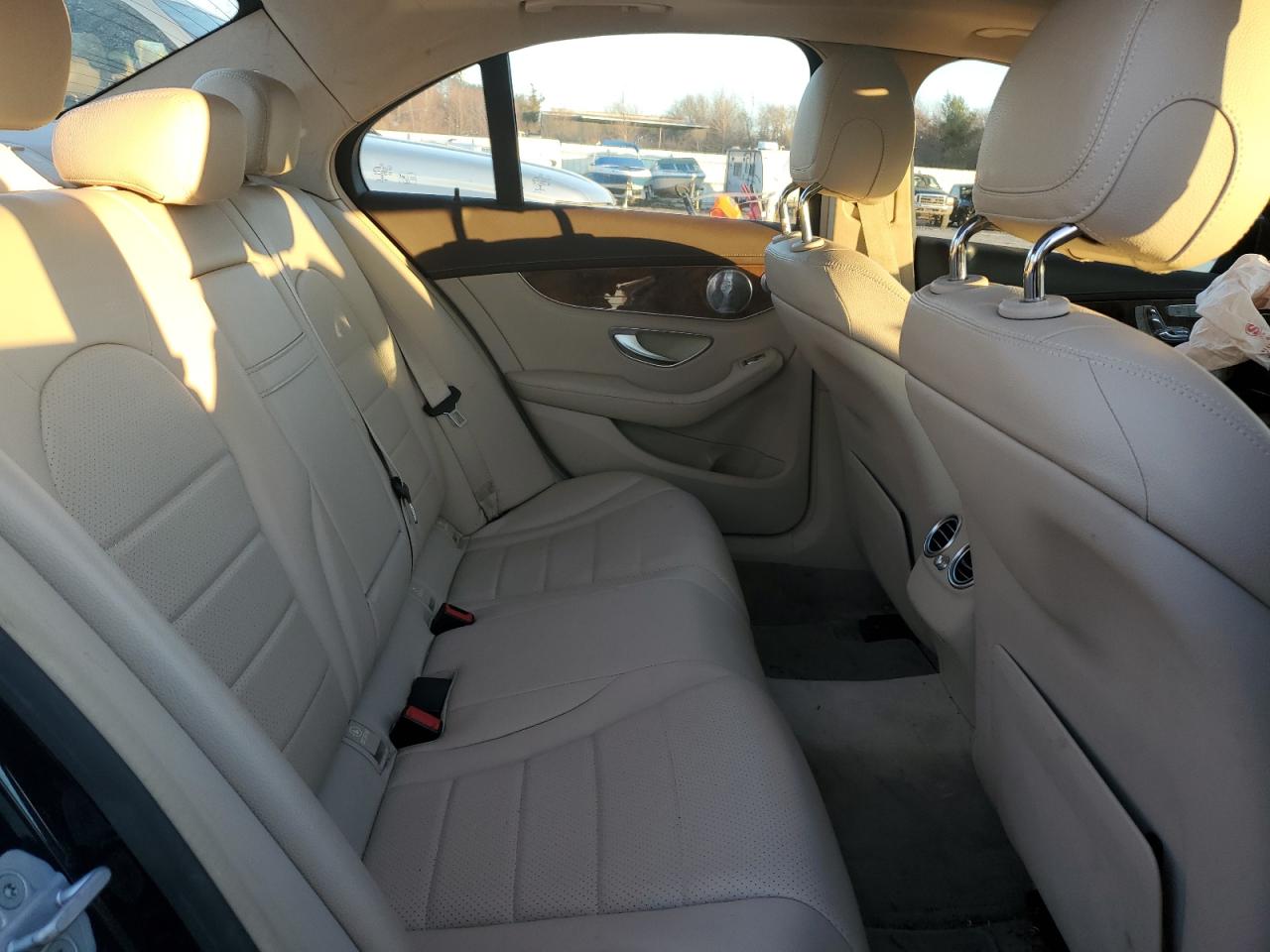 2015 Mercedes-Benz C-klasse - Image 10