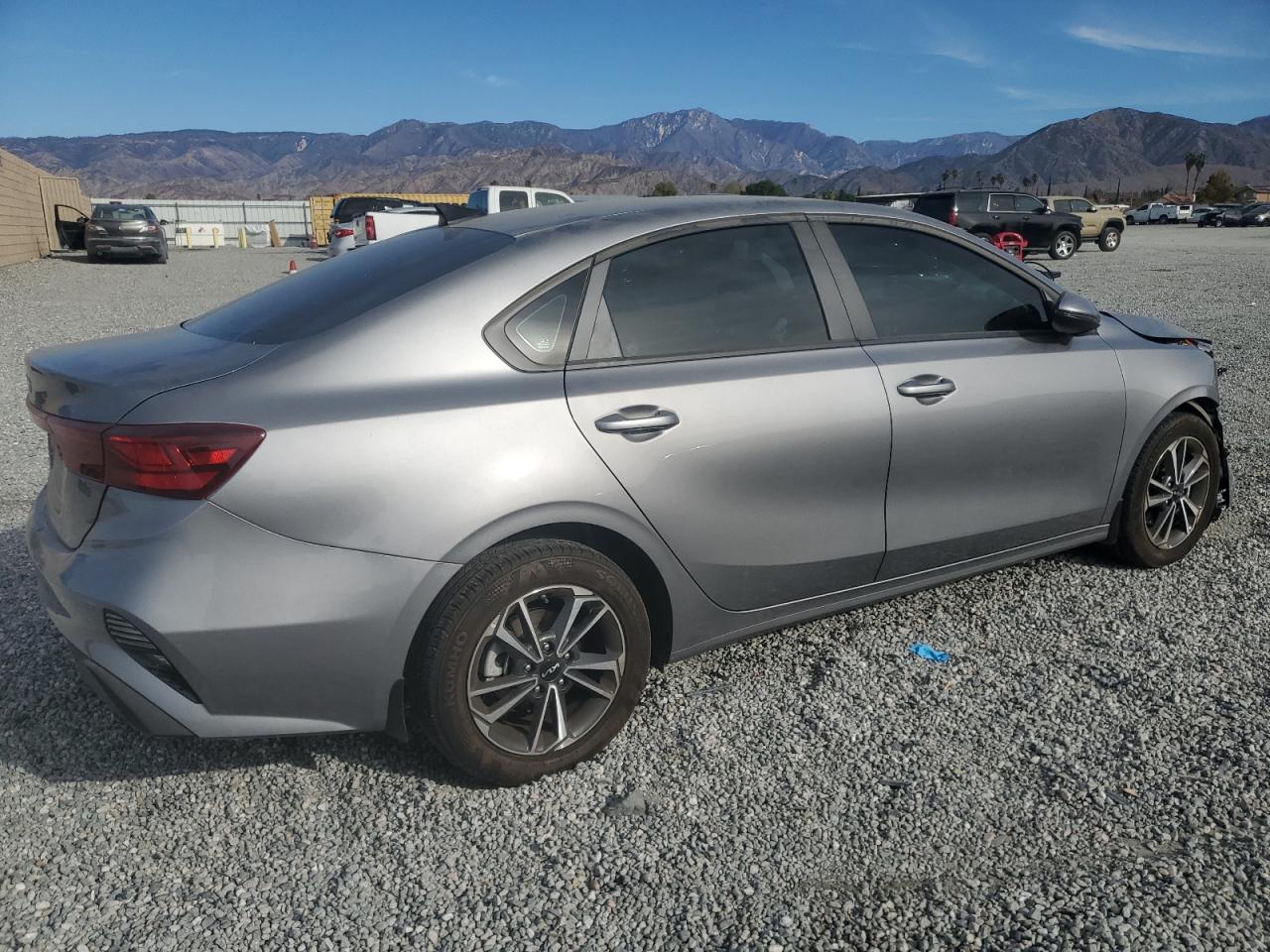 2024 Kia Forte - Image 3