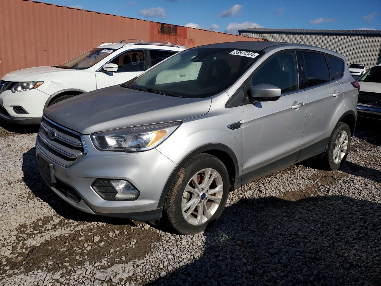 1FMCU0GD1KUB20455 2019 FORD ESCAPE - Image 1