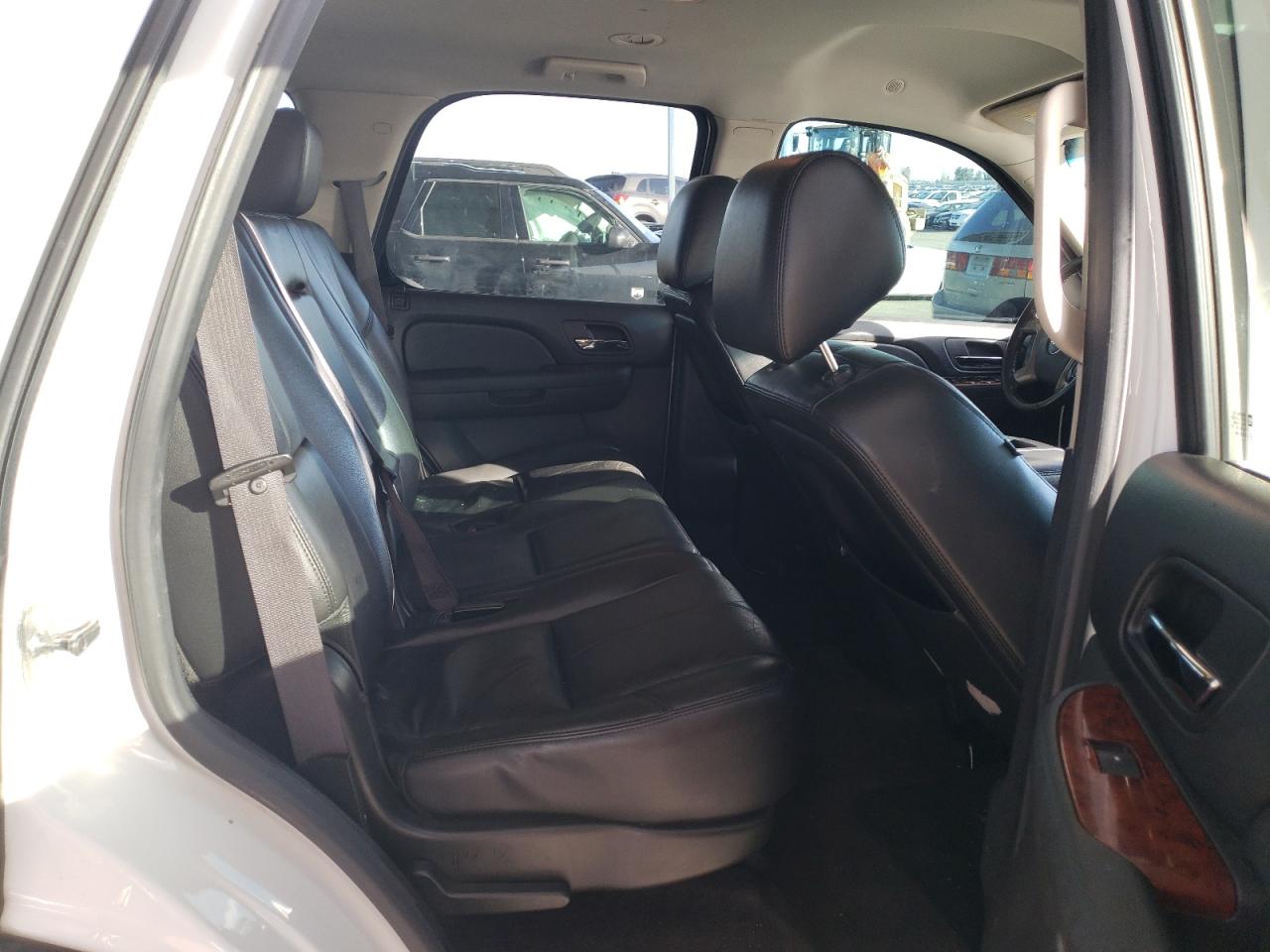 2013 Chevrolet Tahoe - Image 12