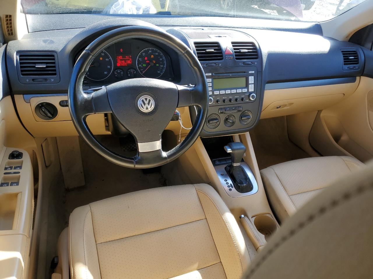 2008 Volkswagen Jetta - Image 8