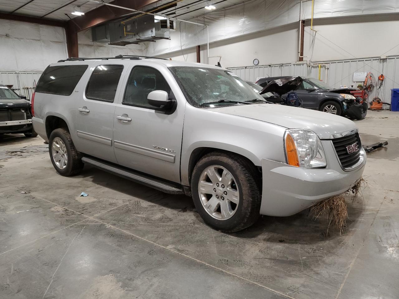 VIN 1GKS2KE76DR320613 2013 GMC YUKON no.4