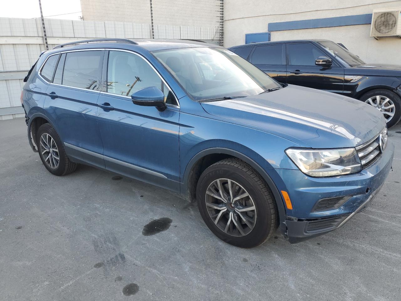 2020 Volkswagen Tiguan - Image 4