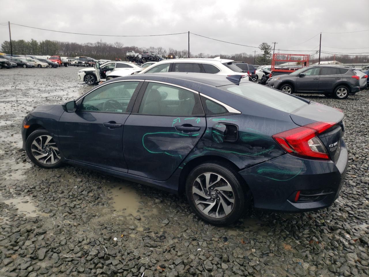 VIN 2HGFC2F82JH583809 2018 HONDA CIVIC no.2