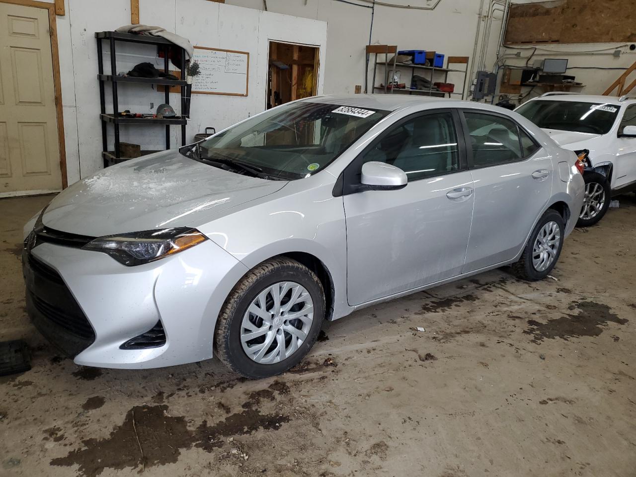 5YFBURHE2HP664383 2017 TOYOTA COROLLA - Image 1