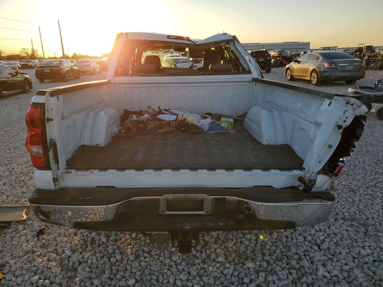 2005 Chevrolet Silverado - Image 6