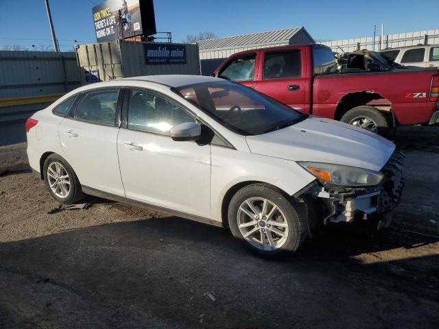 Sedans FORD FOCUS 2016 White