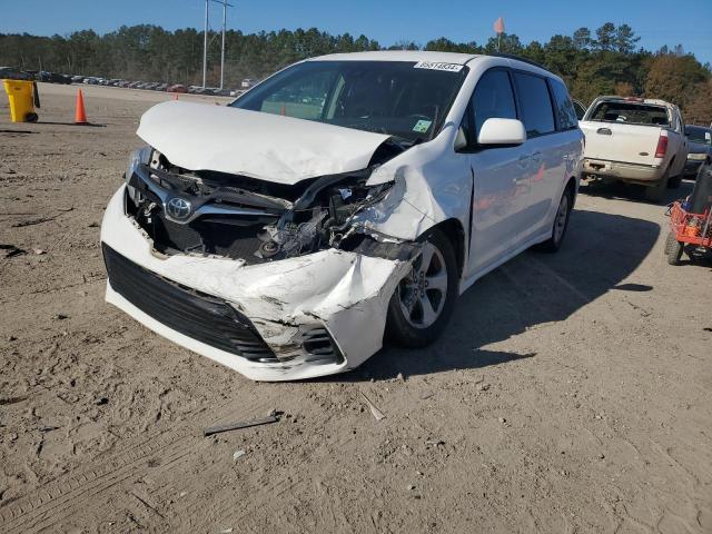 2018 Toyota Sienna Le