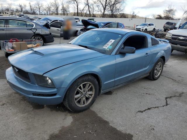 2005 Ford Mustang 