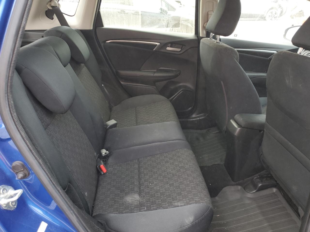 2017 Honda Fit - Image 10