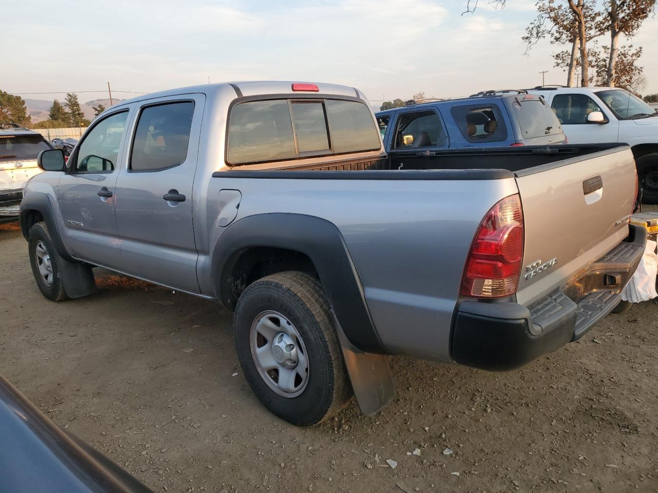 VIN 5TFJX4GN0EX034737 2014 TOYOTA TACOMA no.2