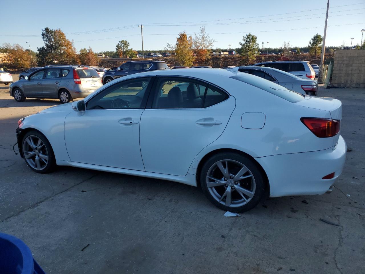 2010 Lexus IS - Image 2