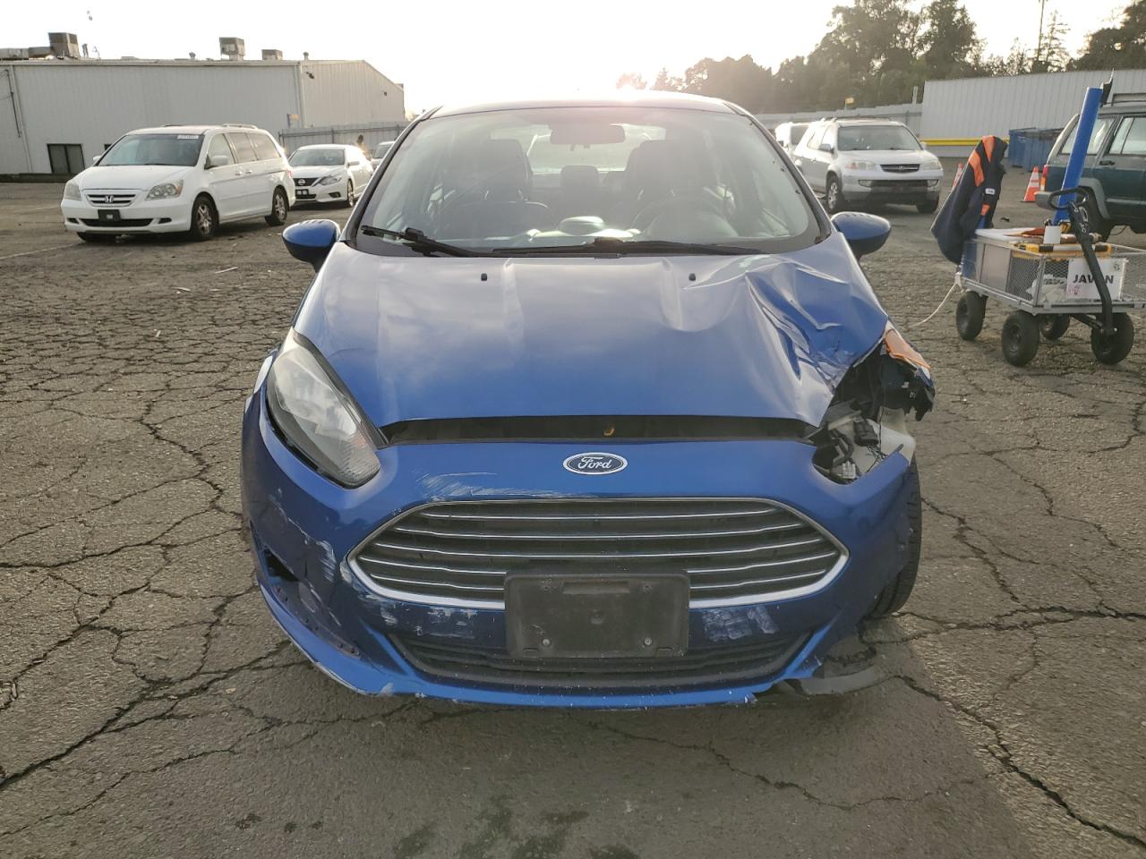 VIN 3FADP4BJ2JM101281 2018 FORD FIESTA no.5