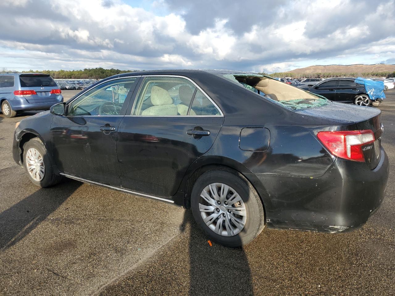 VIN 4T4BF1FK0DR276619 2013 TOYOTA CAMRY no.2