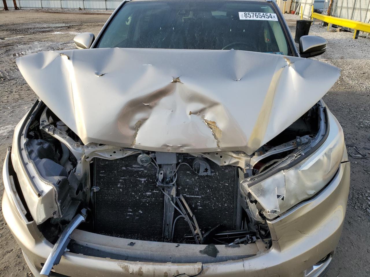 2014 Toyota Highlander Limited VIN: 5TDYKRFH6ES010180 Lot: 85765454