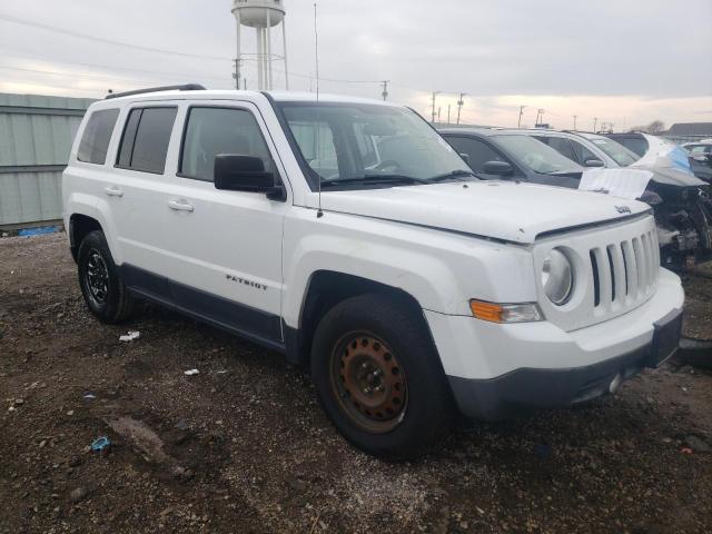  JEEP PATRIOT 2015 Белы