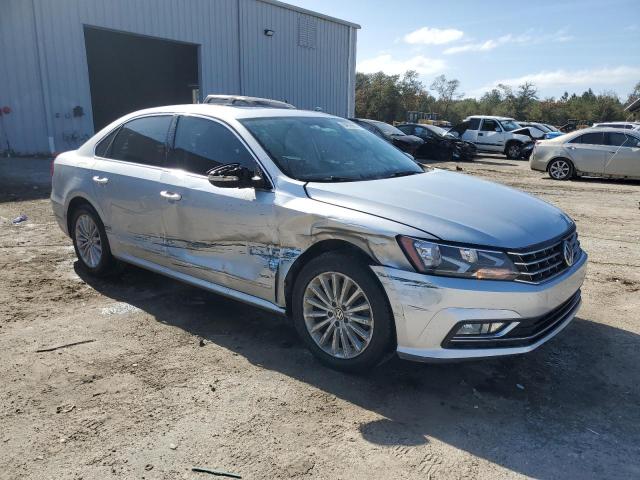  VOLKSWAGEN PASSAT 2016 Silver