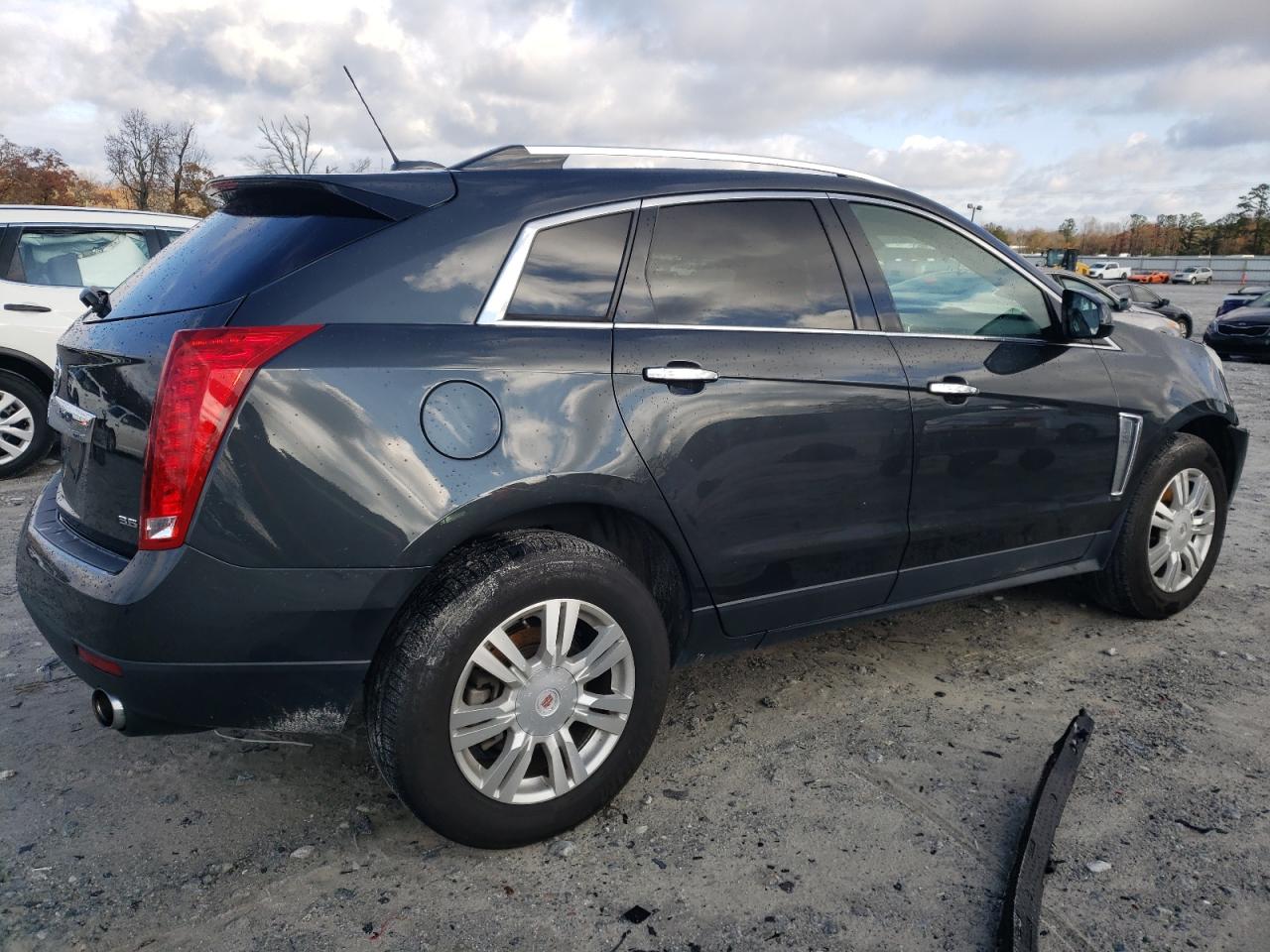 2016 Cadillac SRX - Image 3