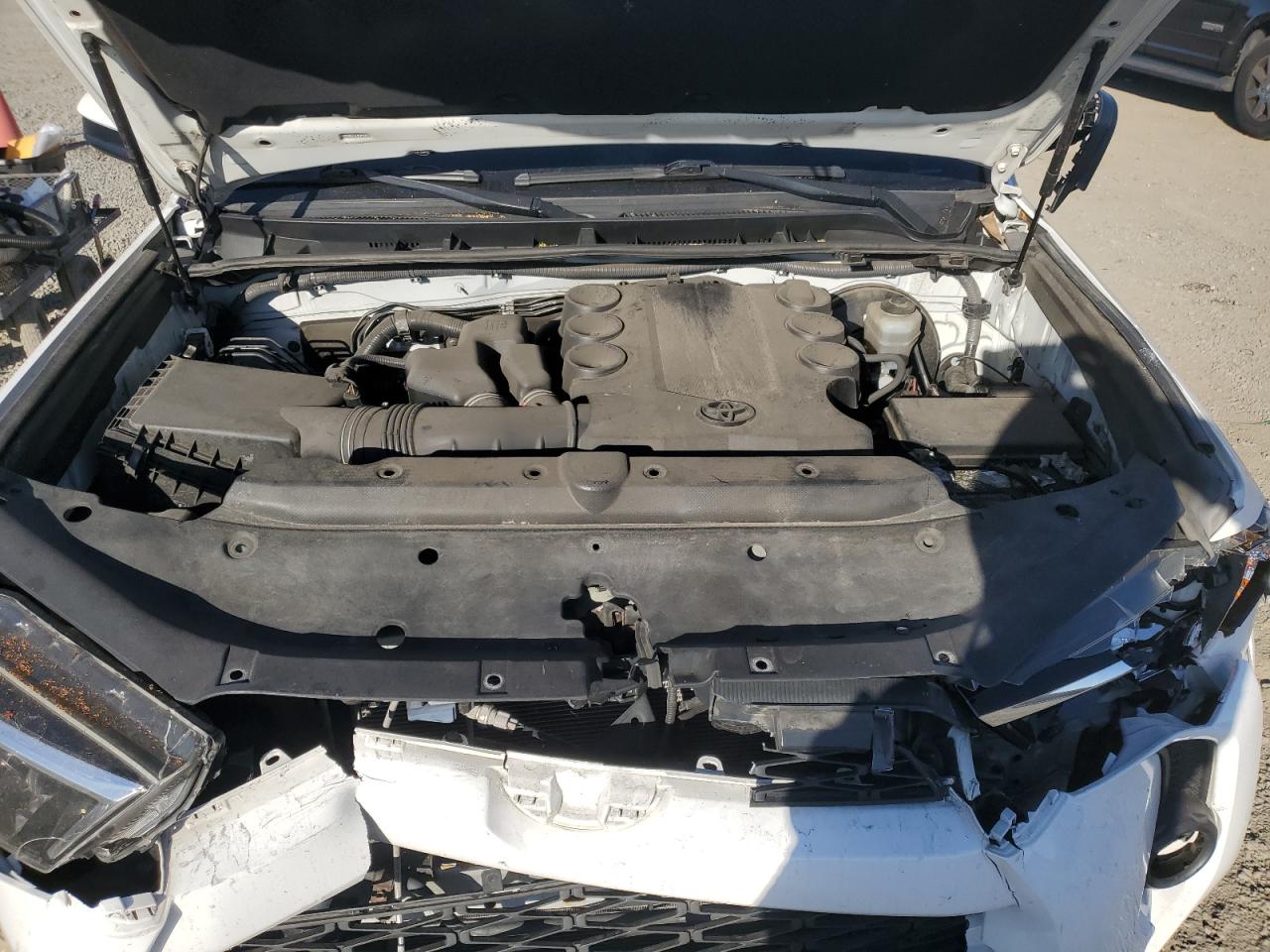 2016 Toyota 4Runner Sr5 VIN: JTEZU5JR9G5140451 Lot: 85808804