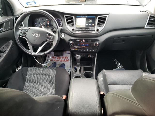 Parquets HYUNDAI TUCSON 2016 Czarny