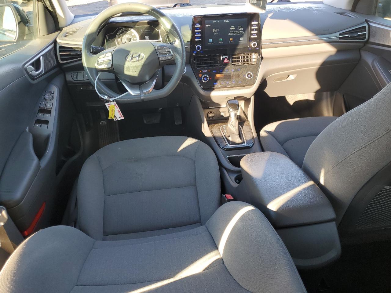 2020 Hyundai IONIQ - Image 8
