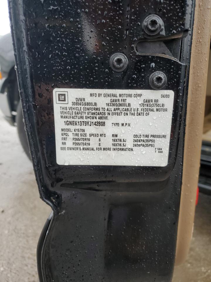 2000 Chevrolet Tahoe K1500 VIN: 1GNEK13T9YJ142808 Lot: 85202224