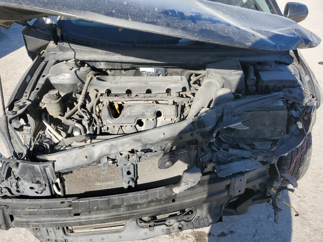 2013 Kia Forte - Image 11