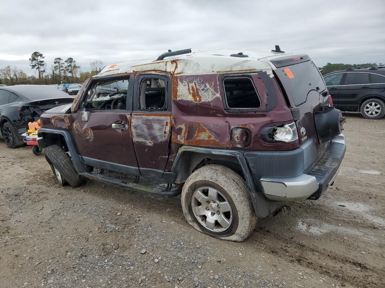 2007 Toyota FJ Cruiser - Image 2