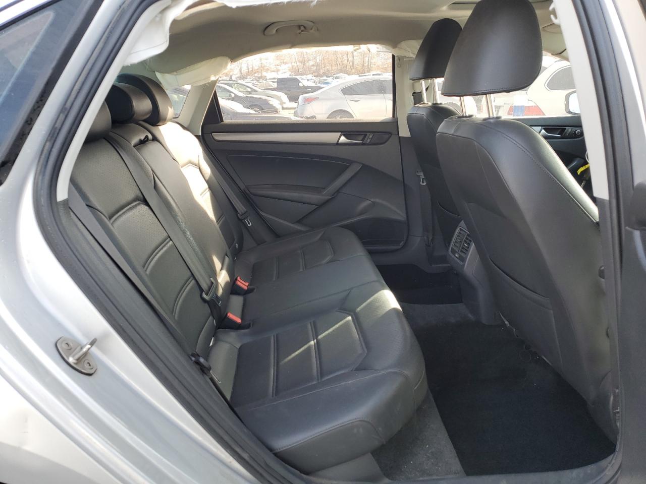 2015 Volkswagen Passat Se VIN: 1VWBV7A31FC087245 Lot: 84876784