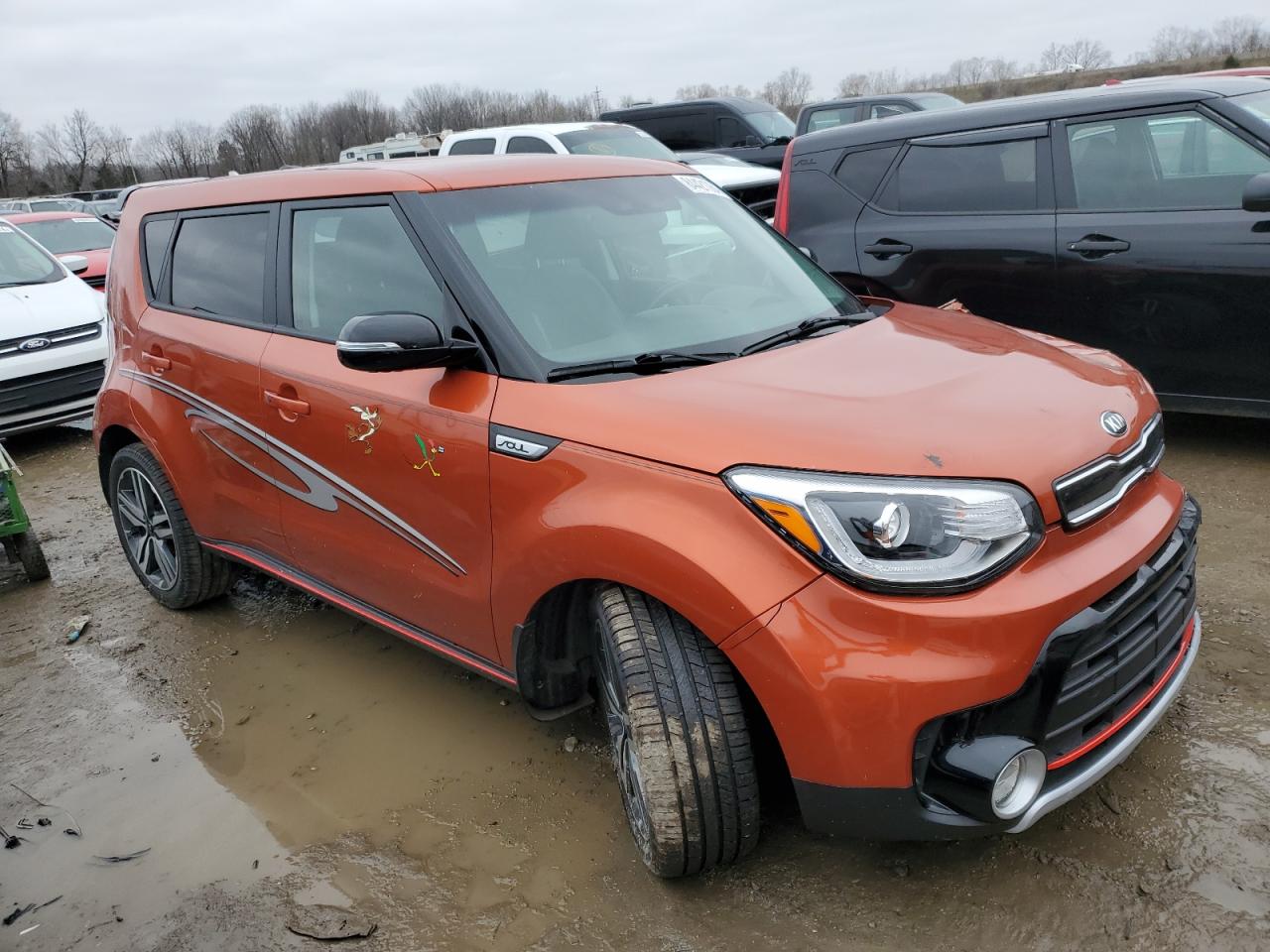 VIN KNDJX3AAXJ7573148 2018 KIA SOUL no.4