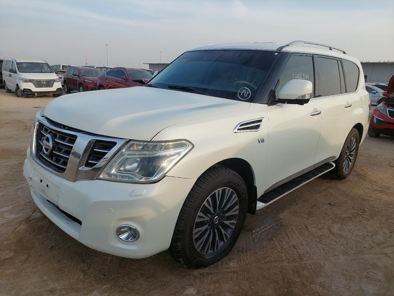 JN8AY2NY6E9060069 - 2014 Nissan Patrol - #86666344