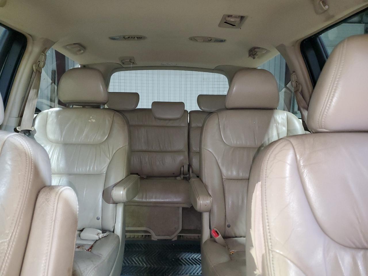 2006 Honda Odyssey - Image 10