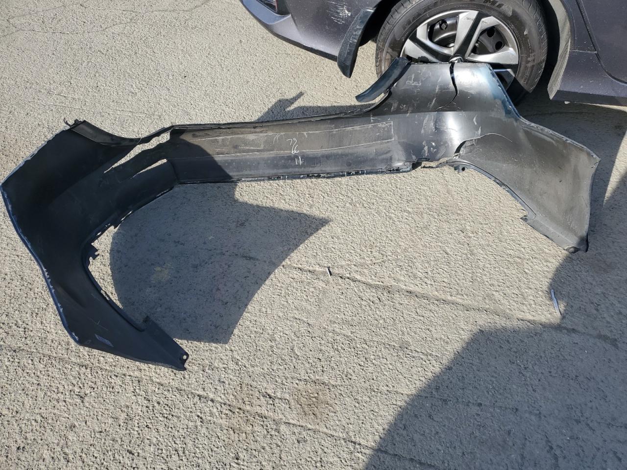 2018 Honda Civic - Image 12