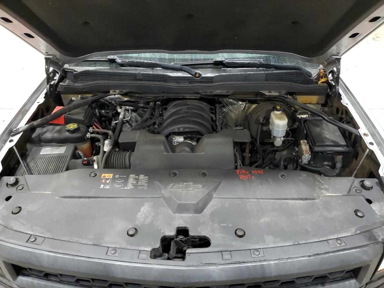 2015 Chevrolet Silverado - Image 11