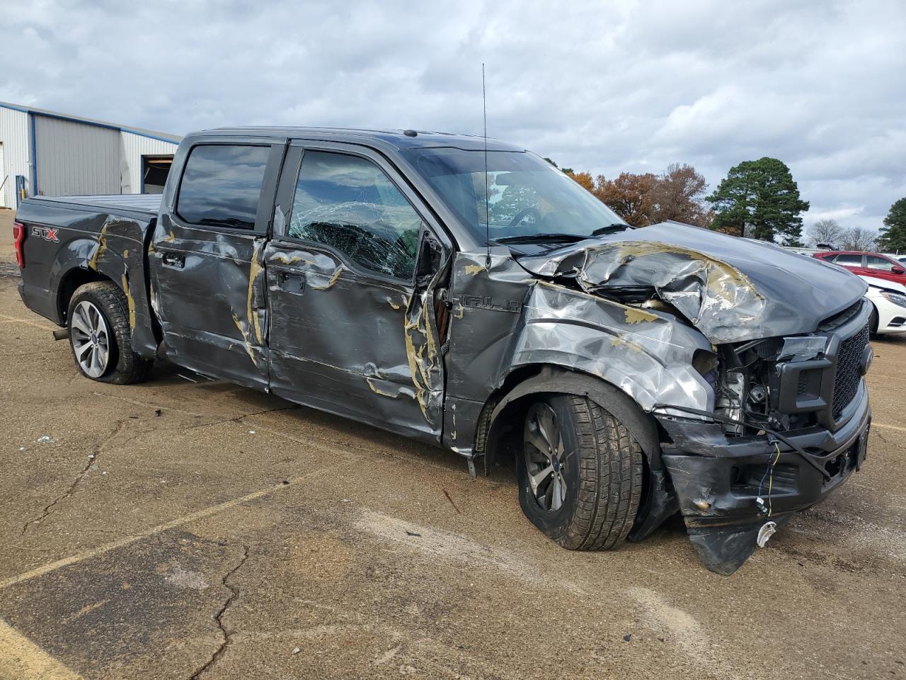 2019 Ford F-150 - Image 4