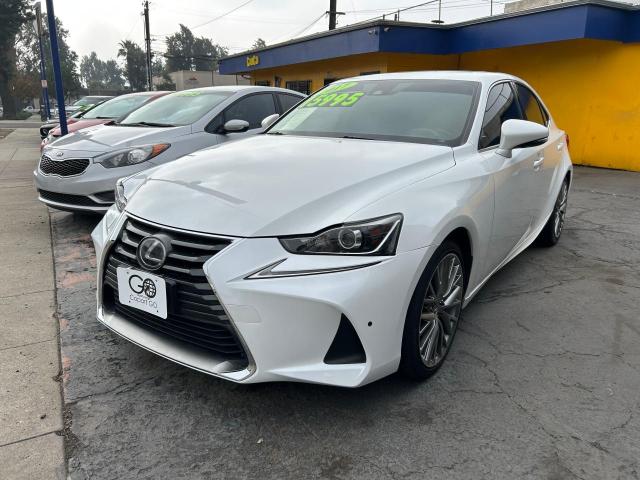 Sedans LEXUS IS 2017 White