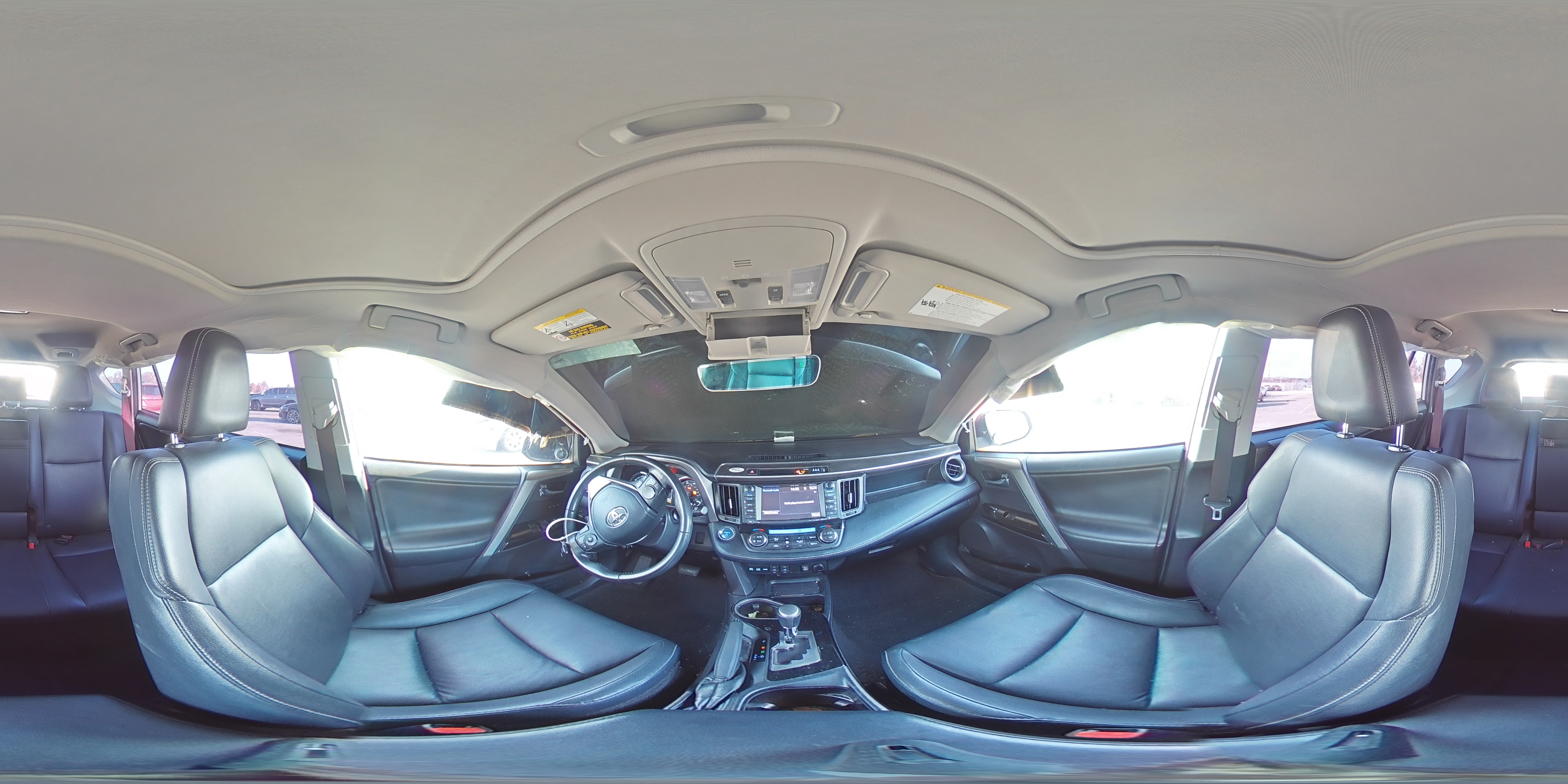 2018 Toyota RAV 4 - Image 13