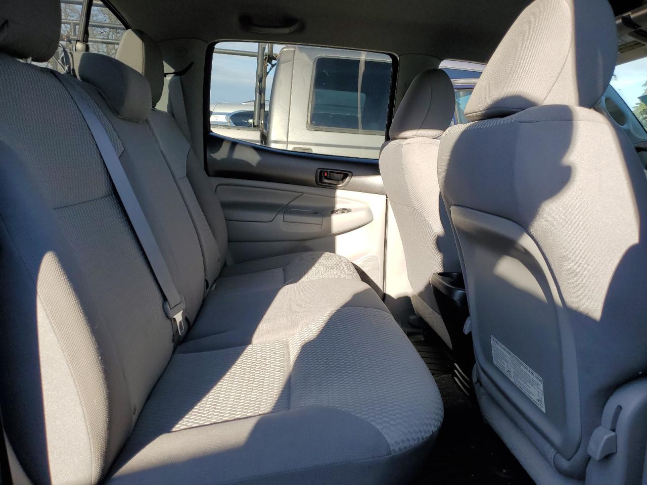 2012 Toyota Tacoma - Image 10