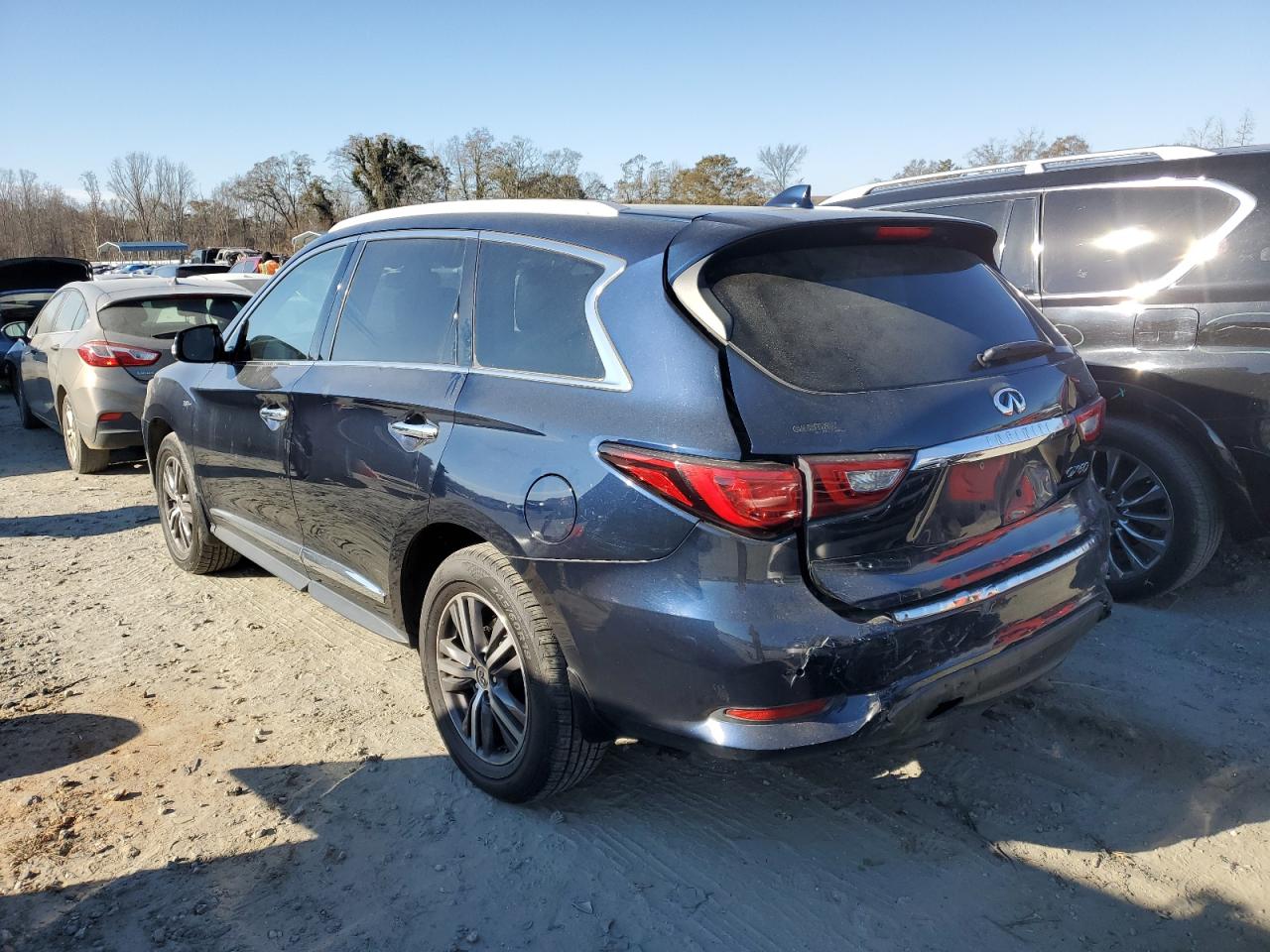2016 Infiniti QX60 - Image 2