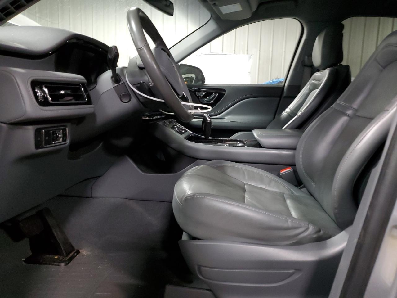 2020 Lincoln Aviator - Image 7