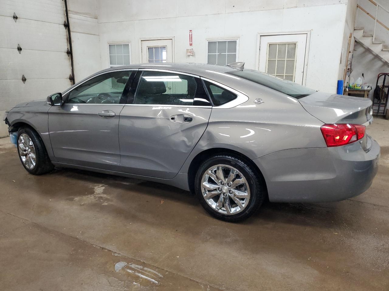 2017 Chevrolet Impala - Image 2