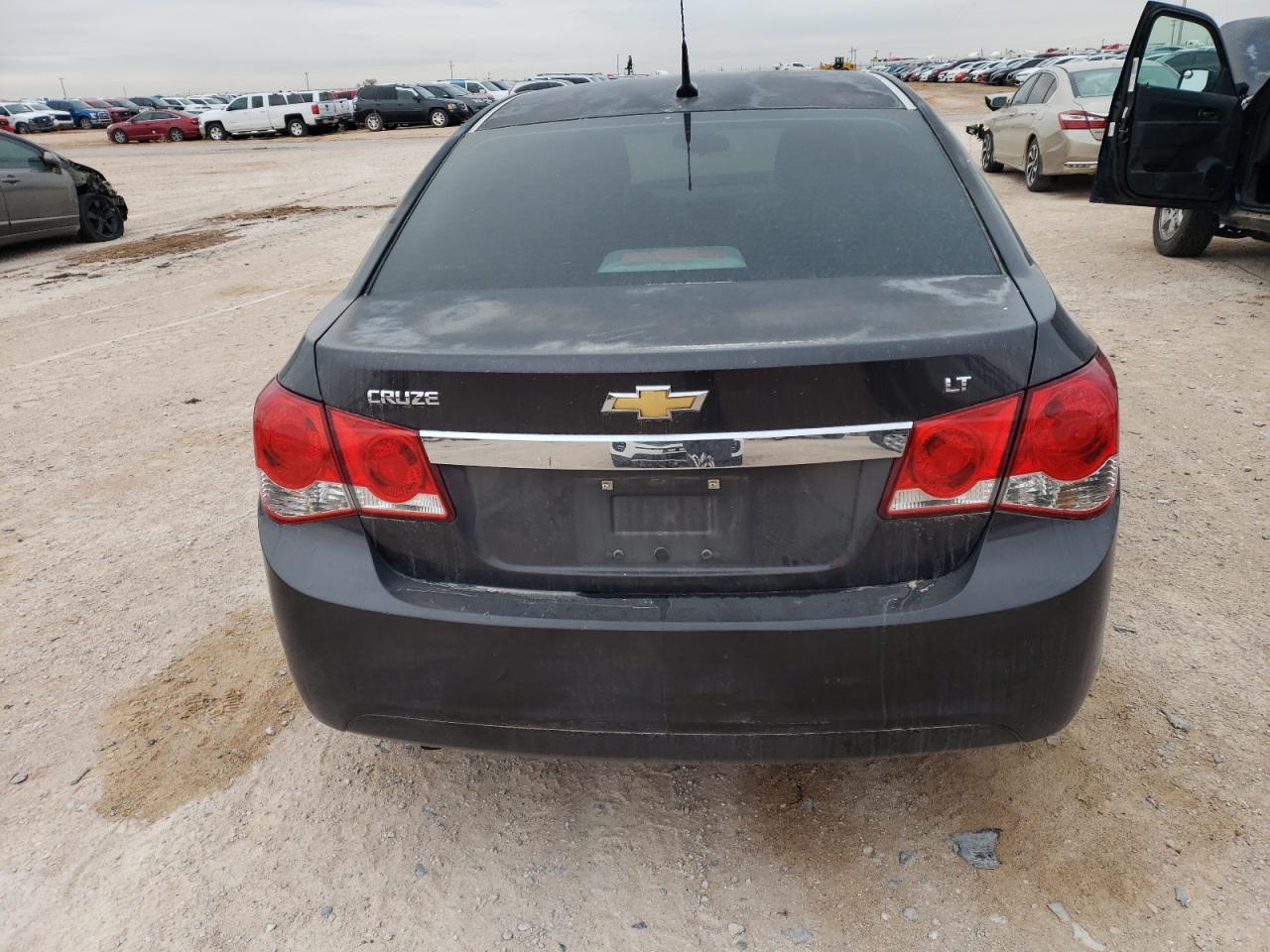 VIN 1G1PC5SB4E7303064 2014 CHEVROLET CRUZE no.6