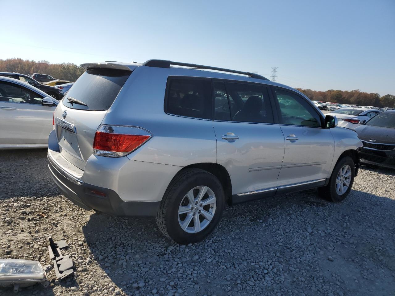 2012 Toyota Highlander - Image 3