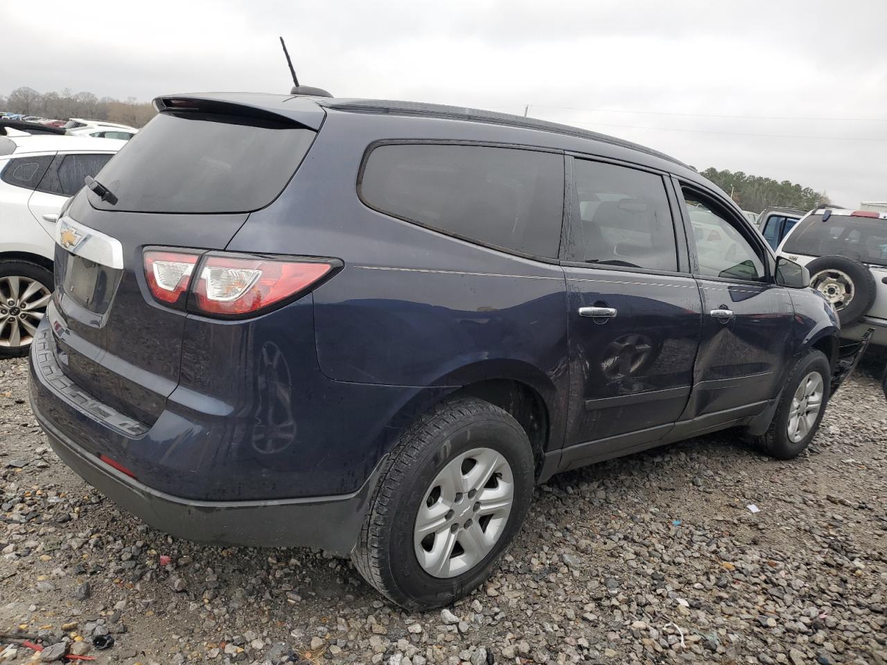 2017 Chevrolet Traverse - Image 3