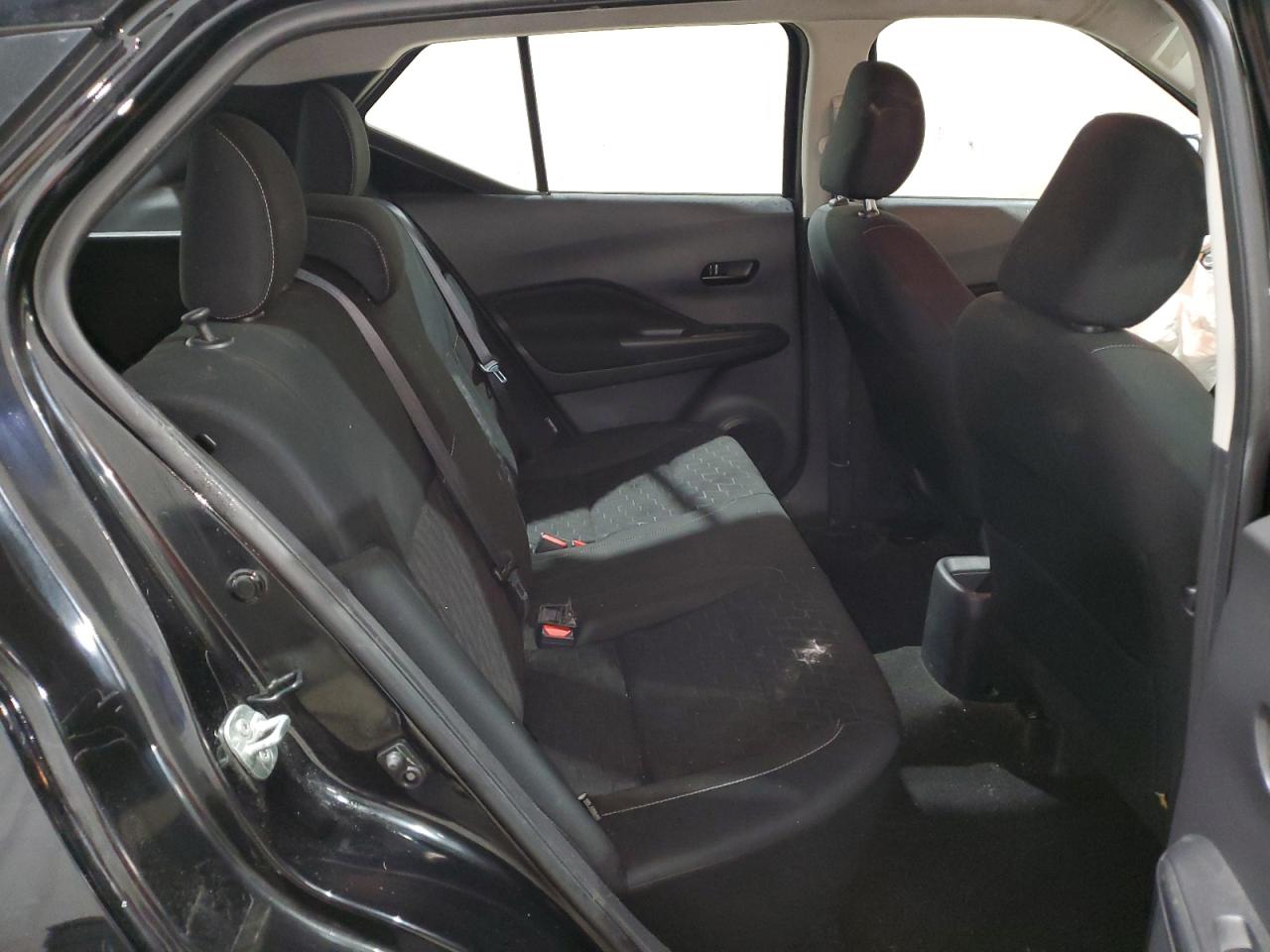 2021 Nissan Kicks - Image 10